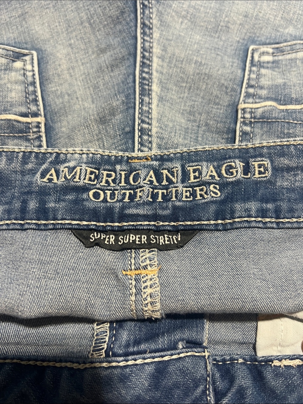American Eagle Outfitters Midi Denim Women’s Shorts - Picture 3 of 4
